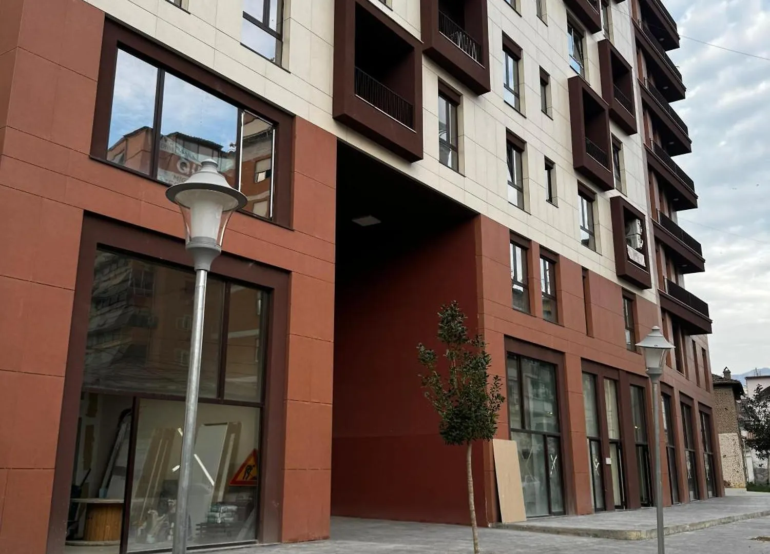 Aaron'S Suite Apartment Tirana